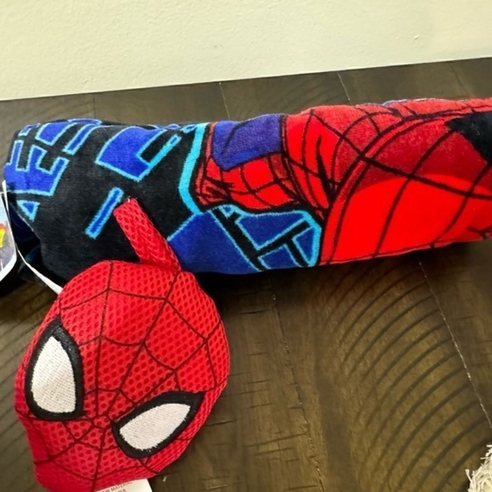 Marvel Spider-Man Bath Scrubby and Bath Towel Set